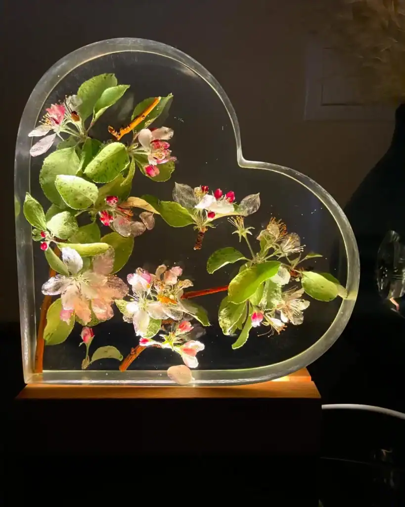 лампа от епоксидна смола epoxy by stella